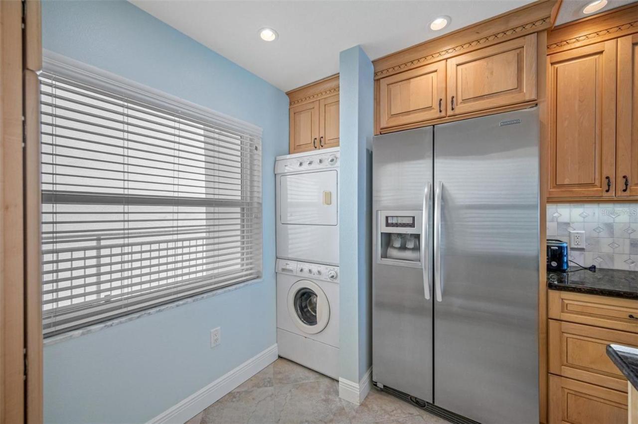 Oceanfront View Of Madeira Beach, Steps To The Beach - Madeira Norte Condo セント・ピート・ビーチ エクステリア 写真