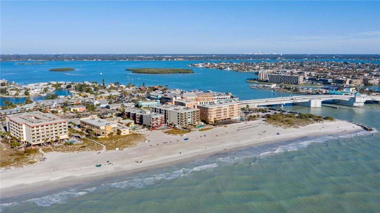 Oceanfront View Of Madeira Beach, Steps To The Beach - Madeira Norte Condo セント・ピート・ビーチ エクステリア 写真